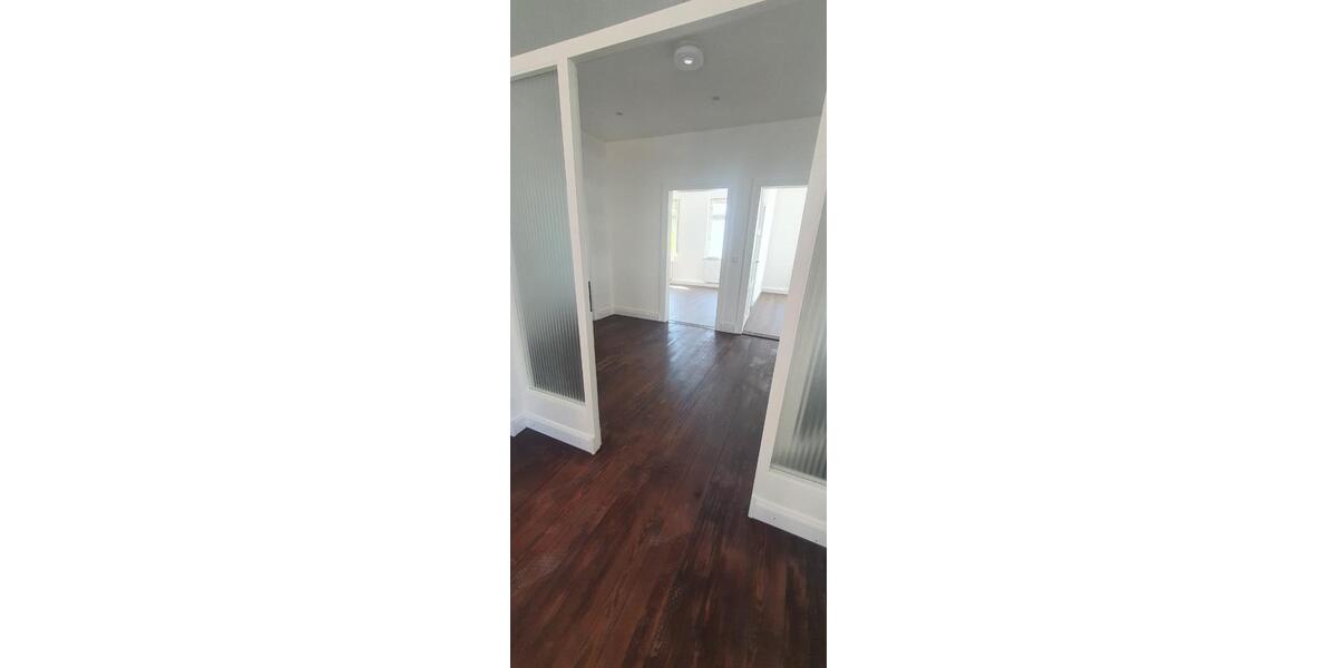 Etagenwohnung Sindelfingen Sindelfingen (Stadt) - 4 Zimmer, 110 m&sup2;, 1.150&euro; | Angebot:25960828