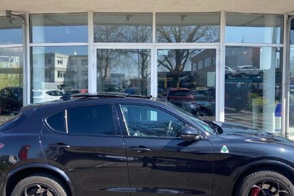 Alfa Romeo Stelvio 33.300 km 62.900 &euro; Asperg 71679