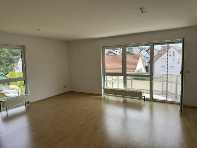 Etagenwohnung Altbach - 2 Zimmer, 64 m&sup2;, 850&euro; | Angebot:27113375