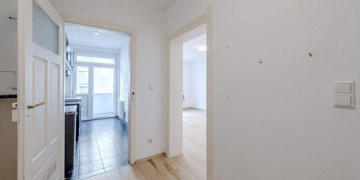 Etagenwohnung Stuttgart Mitte - 2 Zimmer, 53 m&sup2;, 279.000&euro; | Angebot:25746177