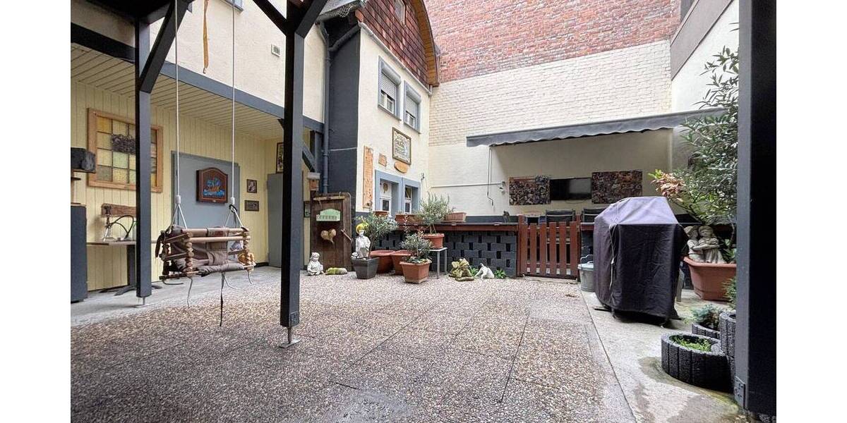 Einfamilienhaus Stuttgart Mitte - 1 Zimmer, 280 m&sup2;, 990.000&euro; | Angebot:26208419