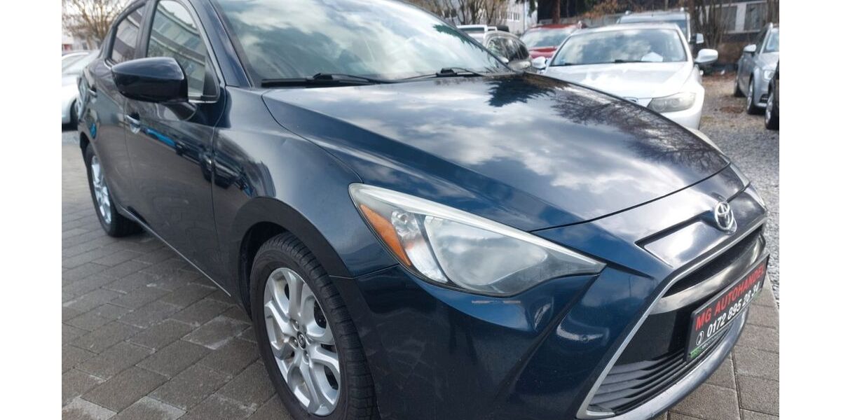 Toyota Yaris 147.193 km 8.499 &euro; Fellbach 70736