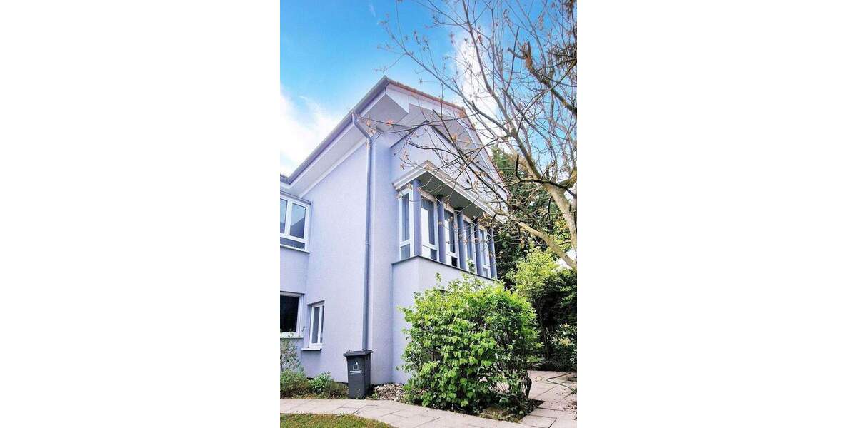 Einfamilienhaus Weissach-Flacht / Kreis Böblingen Flacht - 9 Zimmer, 283 m&sup2;, 849.000&euro; | Angebot:25720608
