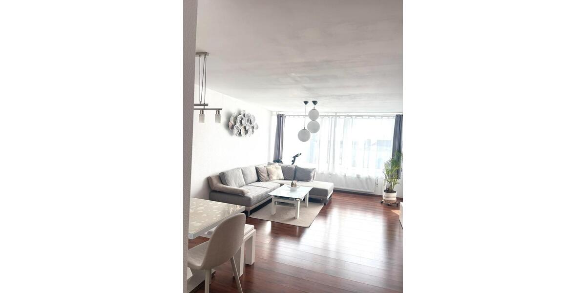 Terrassenwohnung Sindelfingen - 3 Zimmer, 84 m&sup2;, 240.000&euro; | Angebot:26109311