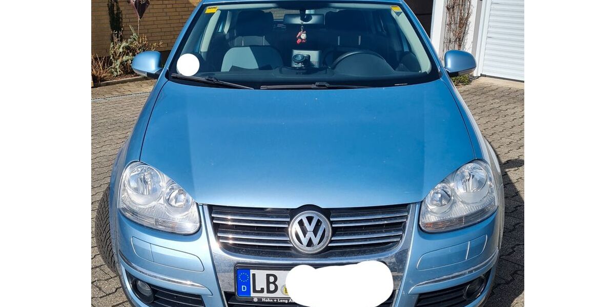 VW Jetta 92.000 km 3.399 &euro; Korntal-Münchingen - Münchingen 70825
