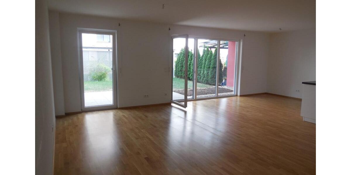 Erdgeschoßwohnung Korb - 4 Zimmer, 104 m&sup2;, 1.370&euro; | Angebot:25540139