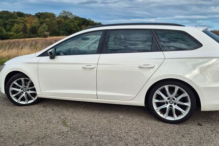 Seat Leon 76.000 km 16.550 &euro; REMSECK 71686