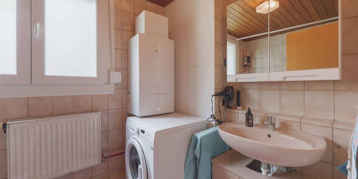 Etagenwohnung Ebersbach an der Fils Ebersbach - 4 Zimmer, 89 m&sup2;, 325.000&euro; | Angebot:25970847