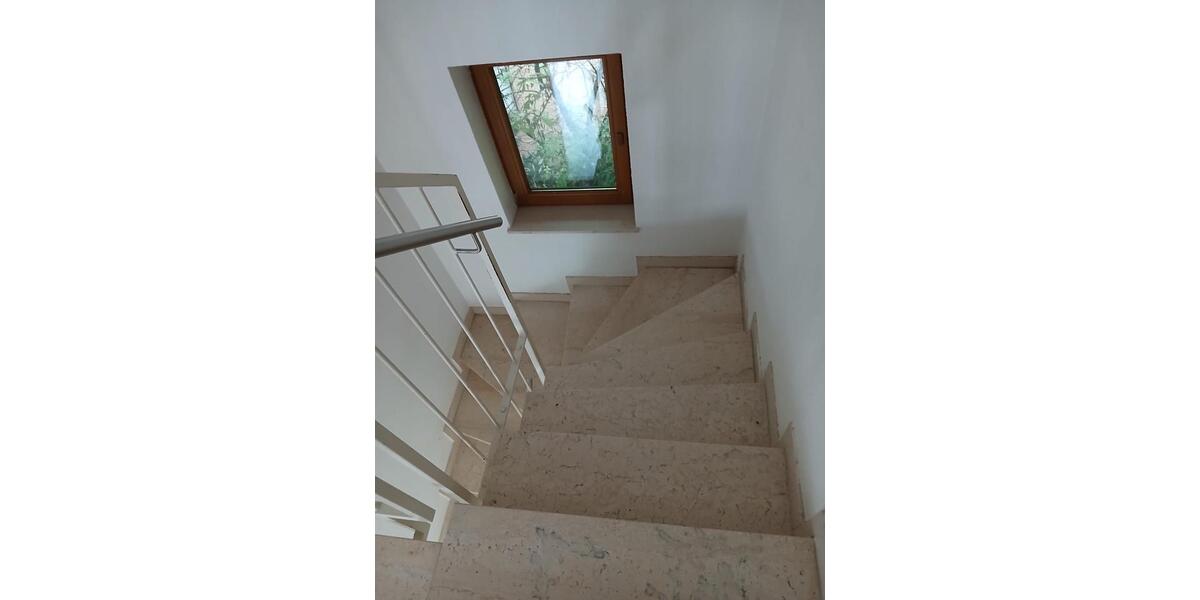 Einfamilienhaus Untergruppenbach - 6 Zimmer, 140 m&sup2;, 1.700&euro; | Angebot:27617682