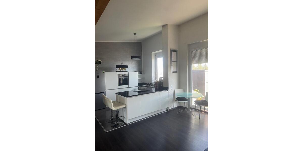 Einfamilienhaus Kornwestheim - 3 Zimmer, 80 m&sup2;, 1.600&euro; | Angebot:25151260