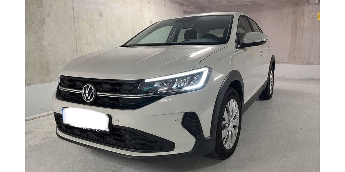 VW Taigo 93.000 km 13.990 &euro; Stuttgart 70437