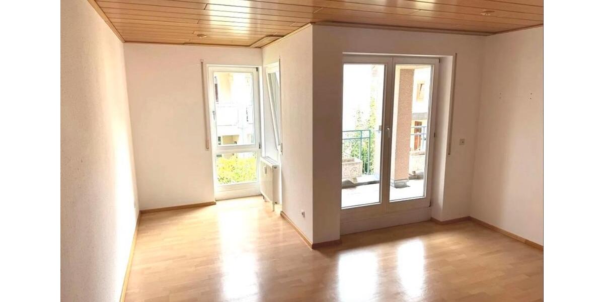 Etagenwohnung Nürtingen - 3.5 Zimmer, 72 m&sup2;, 900&euro; | Angebot:26681920