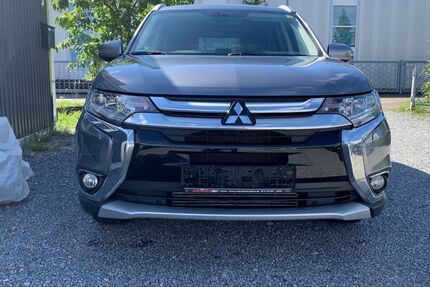 Mitsubishi Outlander 150.500 km 10.499 &euro; Sindelfingen 71069