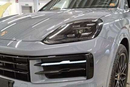Porsche Cayenne 23.650 km 99.890 &euro; Stuttgart 70499