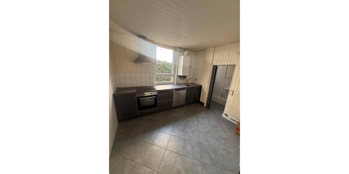 Erdgeschoßwohnung Stuttgart Stuttgart-Mitte - 3 Zimmer, 75 m&sup2;, 1.200&euro; | Angebot:26040721