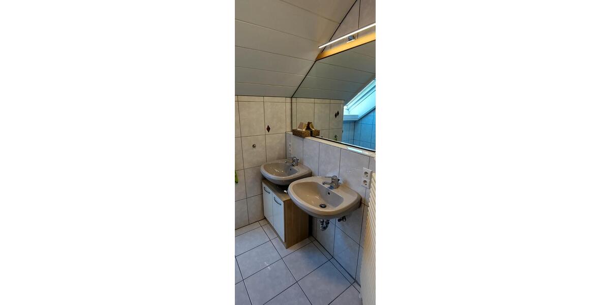 Dachgeschoßwohnung Stuttgart Fasanenhof-Ost - 3 Zimmer, 76 m&sup2;, 359.000&euro; | Angebot:26416733