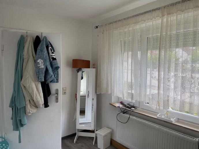Etagenwohnung Nürtingen Oberensingen - 4 Zimmer, 90 m&sup2;, 299.000&euro; | Angebot:25773635