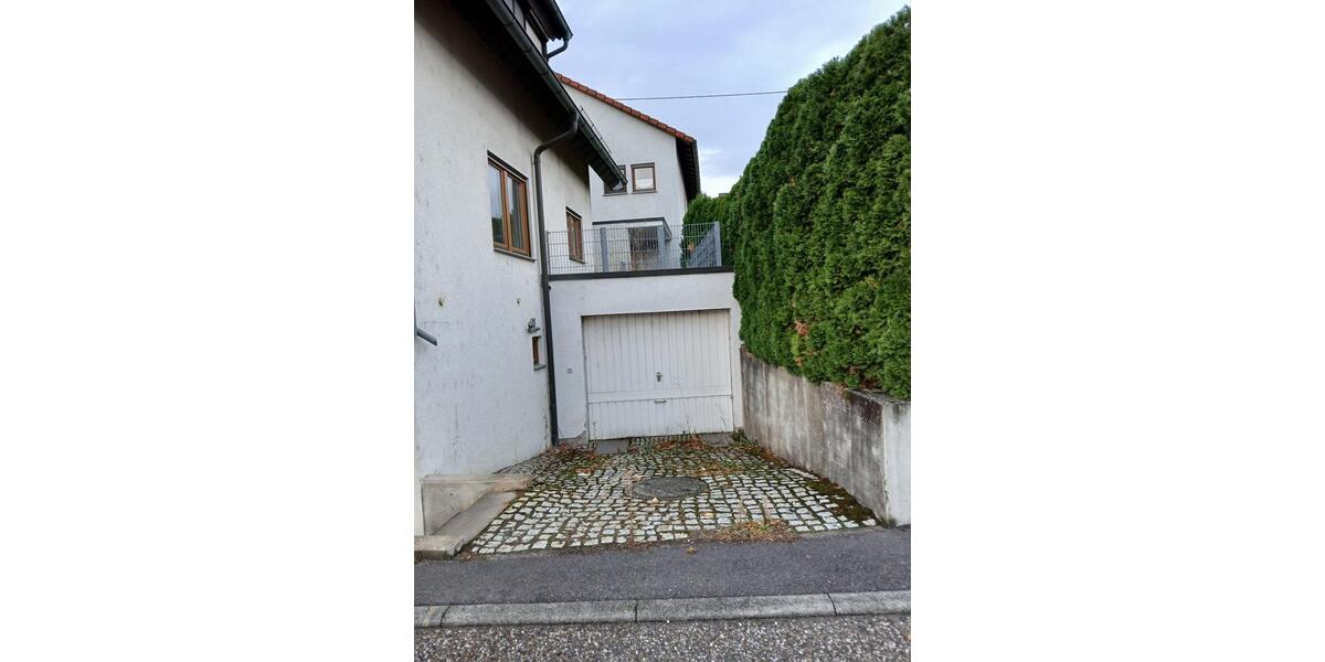 Einfamilienhaus Untergruppenbach - 6 Zimmer, 140 m&sup2;, 1.700&euro; | Angebot:27617682