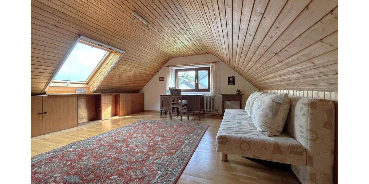 Einfamilienhaus Böblingen - 6 Zimmer, 196 m&sup2;, 895.000&euro; | Angebot:25733305