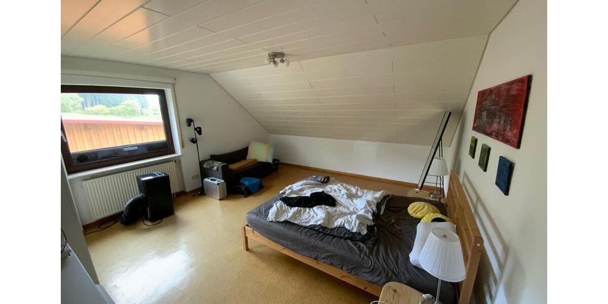 Dachgeschoßwohnung Sulzbach an der Murr - 3.5 Zimmer, 90 m&sup2;, 780&euro; | Angebot:24805980