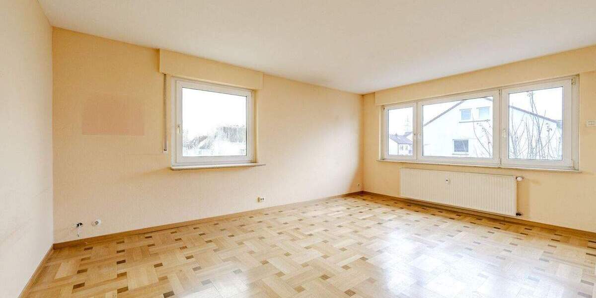Mehrfamilienhaus, Wohnhaus Sindelfingen / Maichingen Maichingen - 8 Zimmer, 145 m&sup2;, 629.000&euro; | Angebot:25746135