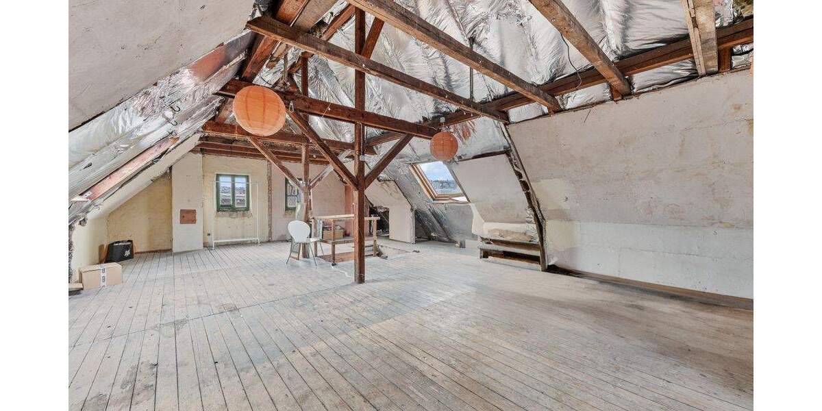 Etagenwohnung Stuttgart Mitte - 4 Zimmer, 86 m&sup2;, 420.000&euro; | Angebot:25662272