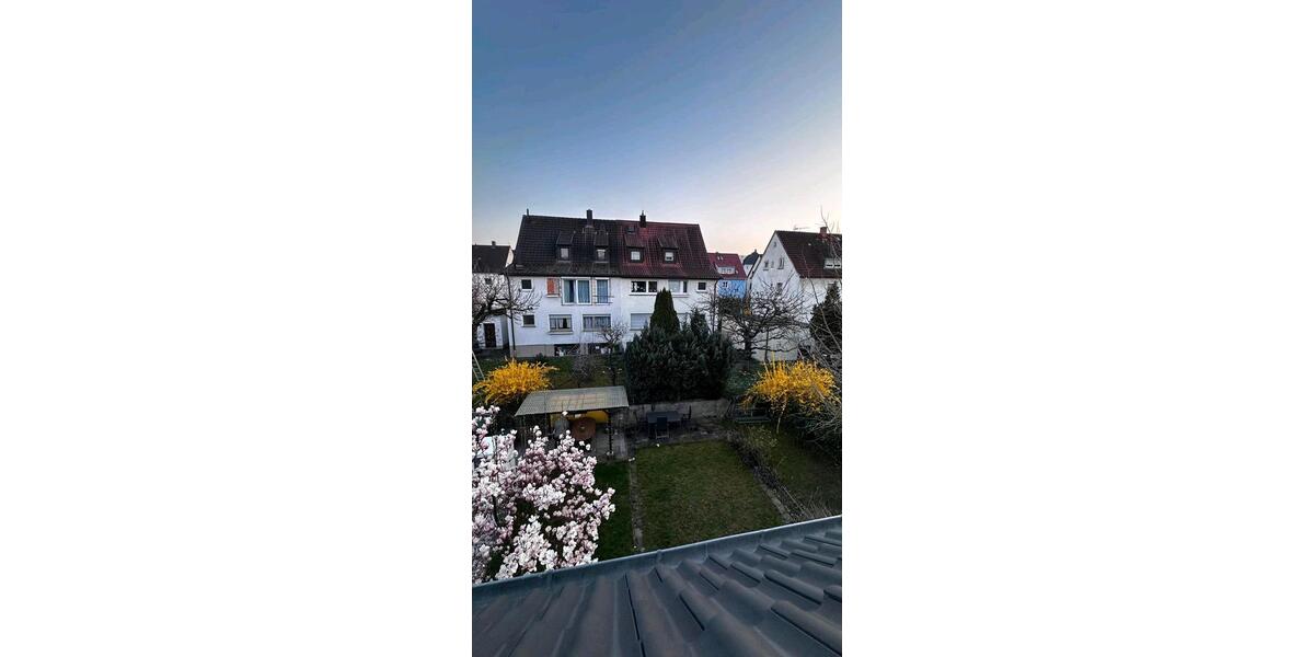 Dachgeschoßwohnung Stuttgart Feuerbach - 35 Zimmer, 65 m&sup2;, 1.050&euro; | Angebot:25824877