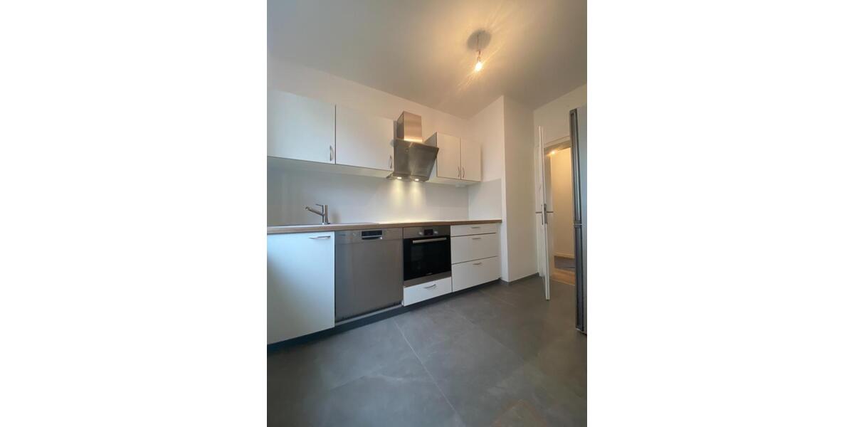 Hochparterre Fellbach Oeffingen - 5.5 Zimmer, 112 m&sup2;, 1.930&euro; | Angebot:25883026