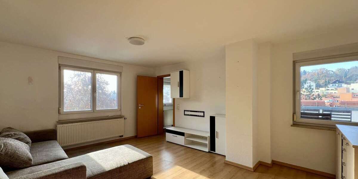 Etagenwohnung Esslingen Brühl - 4 Zimmer, 75 m&sup2;, 270.000&euro; | Angebot:25463355