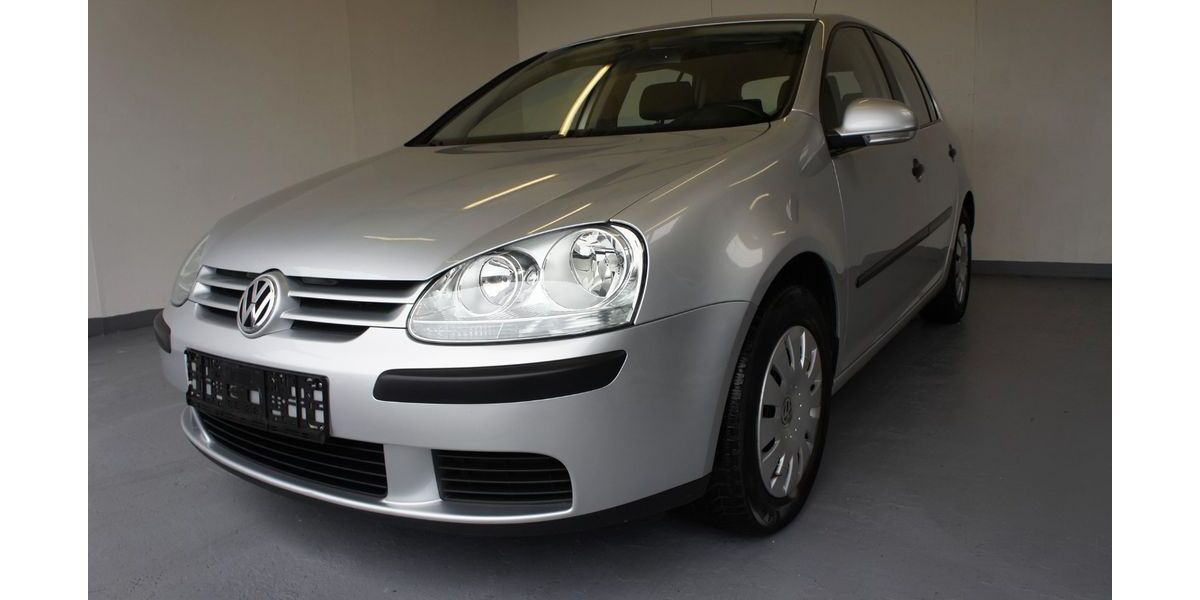 VW Golf 223.000 km 2.900 &euro; Sindelfingen 71065