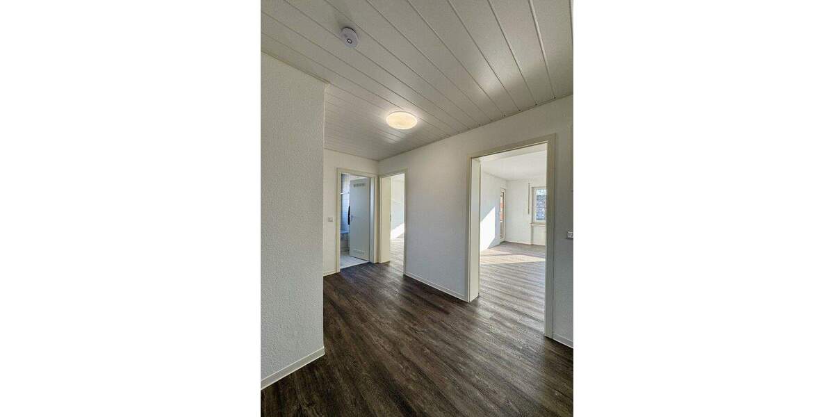 Etagenwohnung Ludwigsburg West - 3 Zimmer, 68 m&sup2;, 267.000&euro; | Angebot:25695932