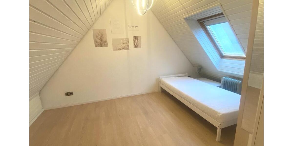 Maisonettenwohnung Stuttgart Zuffenhausen - 3 Zimmer, 60 m&sup2;, 1.000&euro; | Angebot:25936819