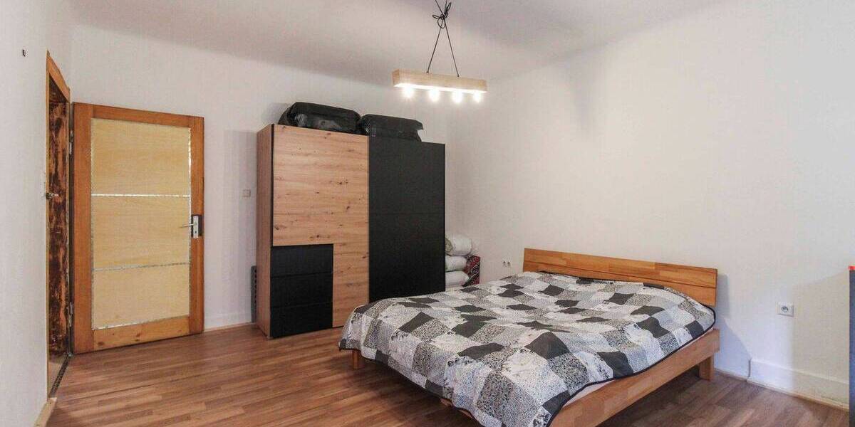 Mehrfamilienhaus, Wohnhaus Stuttgart Ost - 1 Zimmer, 749.000&euro; | Angebot:26617026