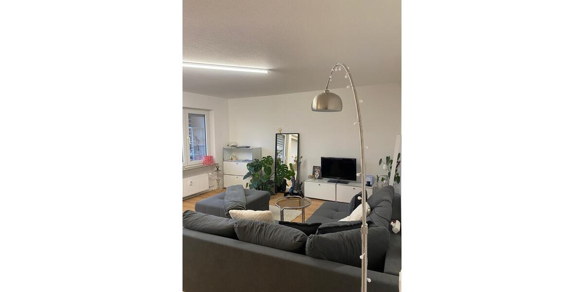 Etagenwohnung Kornwestheim - 2 Zimmer, 79 m&sup2;, 1.290&euro; | Angebot:25451984