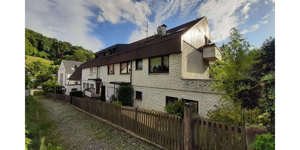 Einfamilienhaus Stuttgart Hedelfingen - 10 Zimmer, 255 m&sup2;, 785.000&euro; | Angebot:25285923