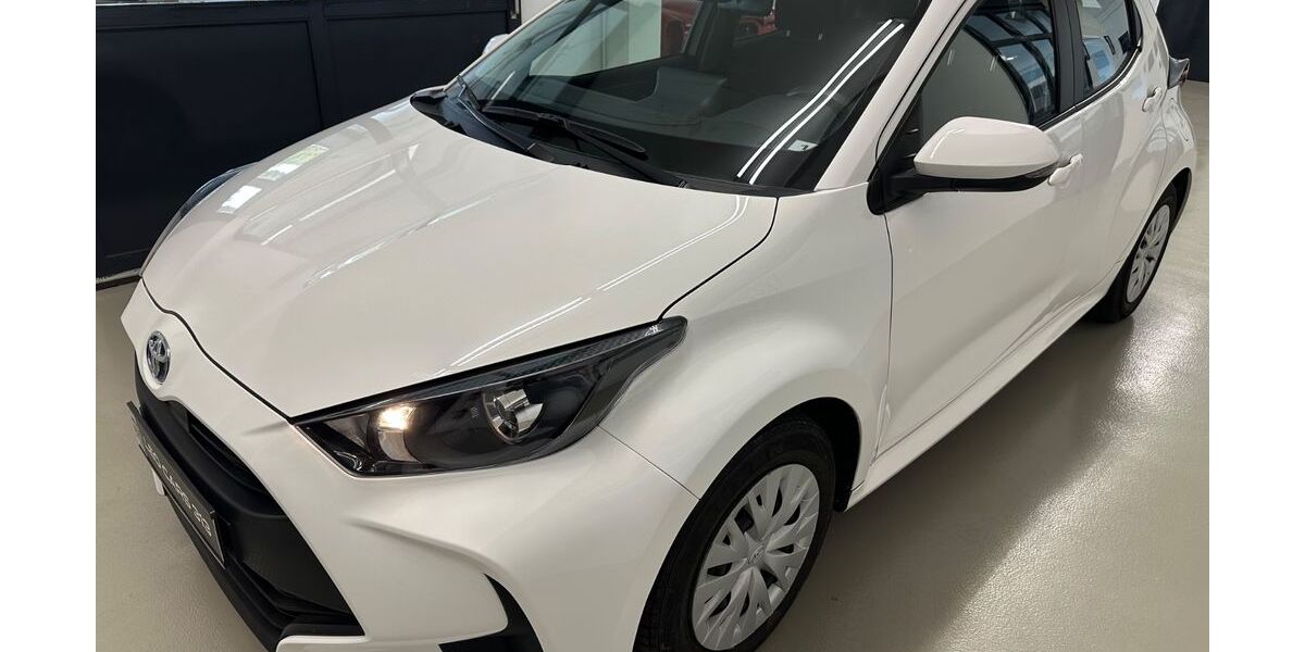 Toyota Yaris 79.629 km 16.990 &euro; LEONBERG 71229