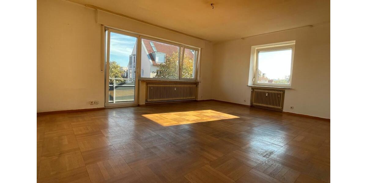 Etagenwohnung Sindelfingen - 6 Zimmer, 144 m&sup2;, 1.855&euro; | Angebot:27612054