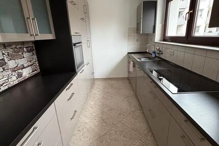 Wohnung Sindelfingen Sindelfingen (Stadt) - 4.5 Zimmer, 104 m&sup2;, 1.700&euro; | Angebot:26024462