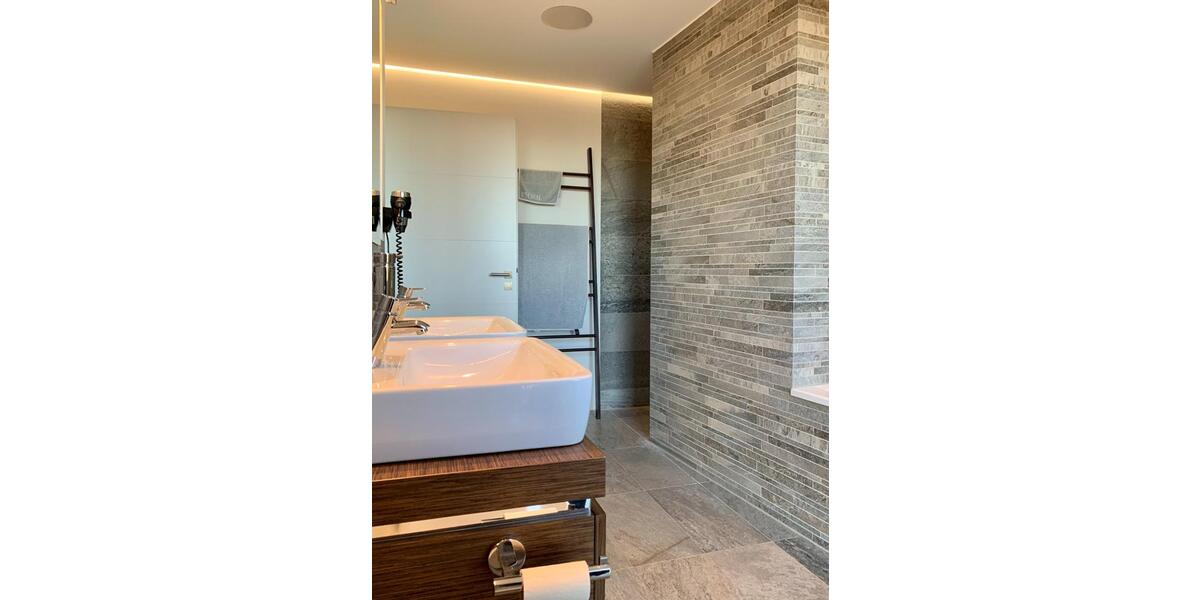 Einfamilienhaus Leonberg - 4.5 Zimmer, 127 m&sup2;, 870.000&euro; | Angebot:25334730