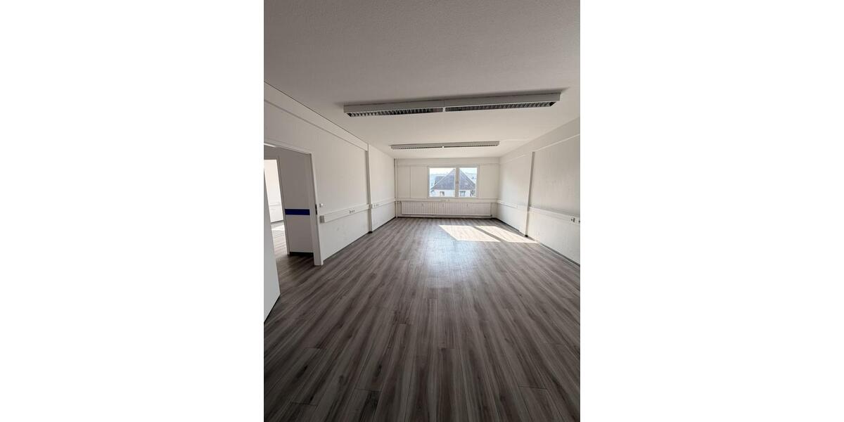 Gewerbeobjekt Göppingen - 1.058&euro; | Angebot:25561197