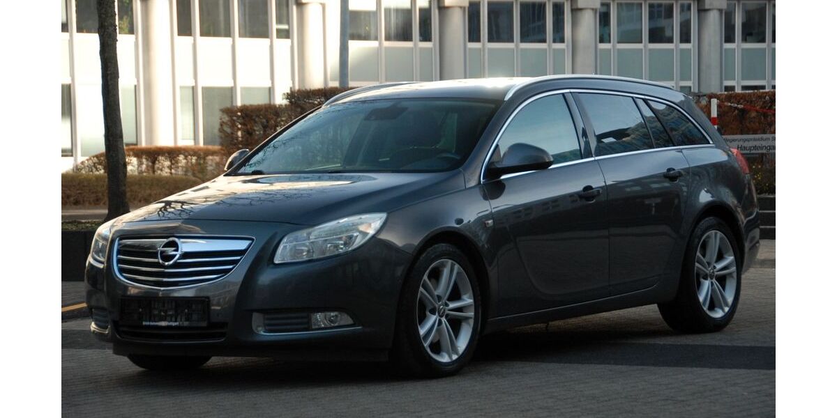 Opel Insignia 179.000 km 7.490 &euro; Stuttgart 70567