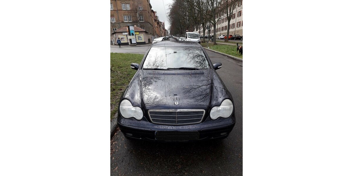 Mercedes-Benz C-Klasse 155.581 km 3.700 &euro; Böblingen 71032