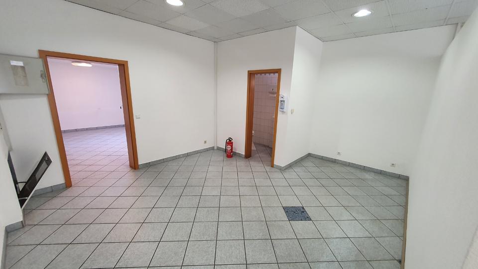 Gewerbeobjekt Filderstadt - 750&euro; | Angebot:25863146