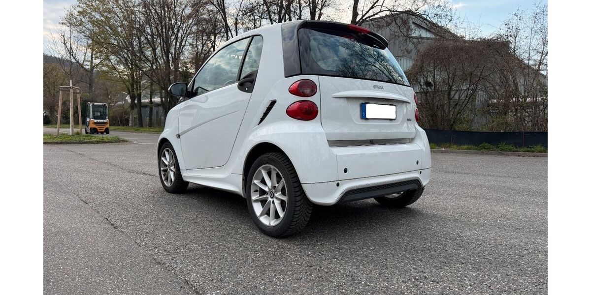 Smart ForTwo 118.000 km 3.800 &euro; Esslingen am Neckar 73733