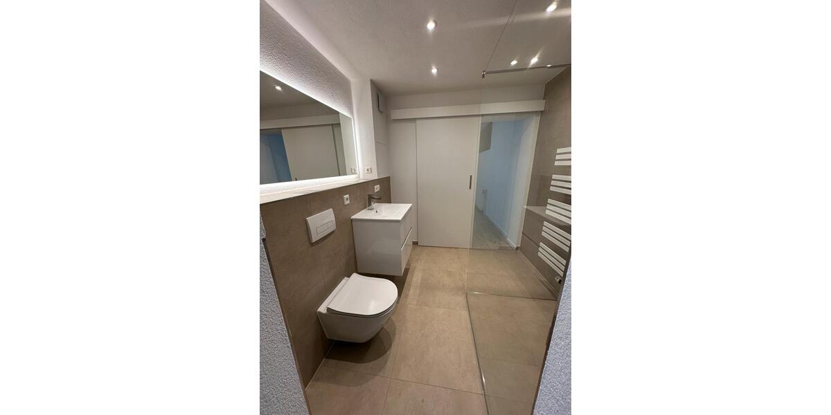 Erdgeschoßwohnung Esslingen am Neckar Brühl - 2.5 Zimmer, 64 m&sup2;, 1.250&euro; | Angebot:25757517