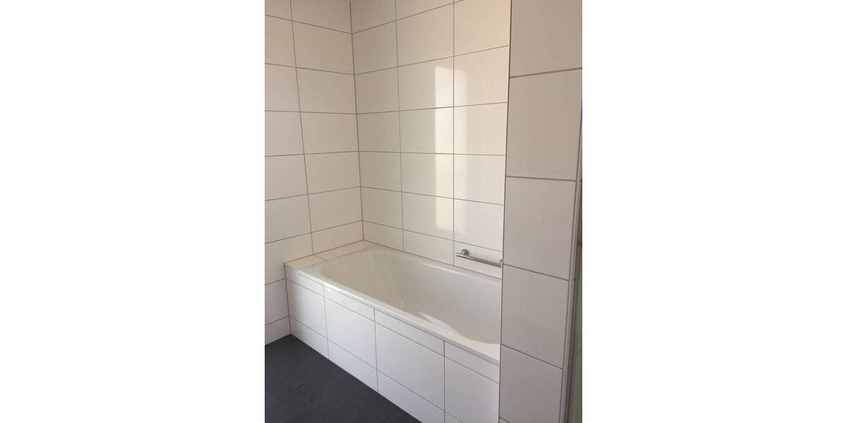 Etagenwohnung Neuhausen a.d.F. - 2 Zimmer, 64 m&sup2;, 925&euro; | Angebot:25971991