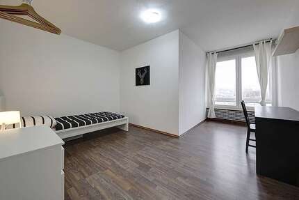 Zimmer Stuttgart Bad Cannstatt - 465&euro; | Angebot:24381513