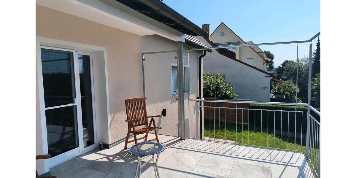 Einfamilienhaus Stuttgart Birkach - 8 Zimmer, 200 m&sup2;, 4.200&euro; | Angebot:21215177