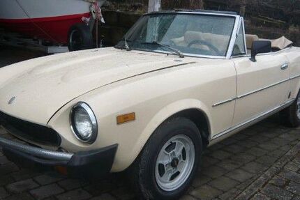 Fiat 124 Spider 57.383 km 9.990 &euro; Uhingen 73066