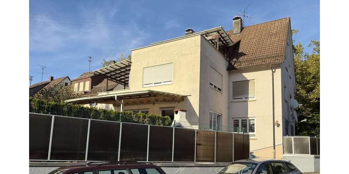 Etagenwohnung Göppingen Oberstadt - 6 Zimmer, 156 m&sup2;, 480.000&euro; | Angebot:23080821